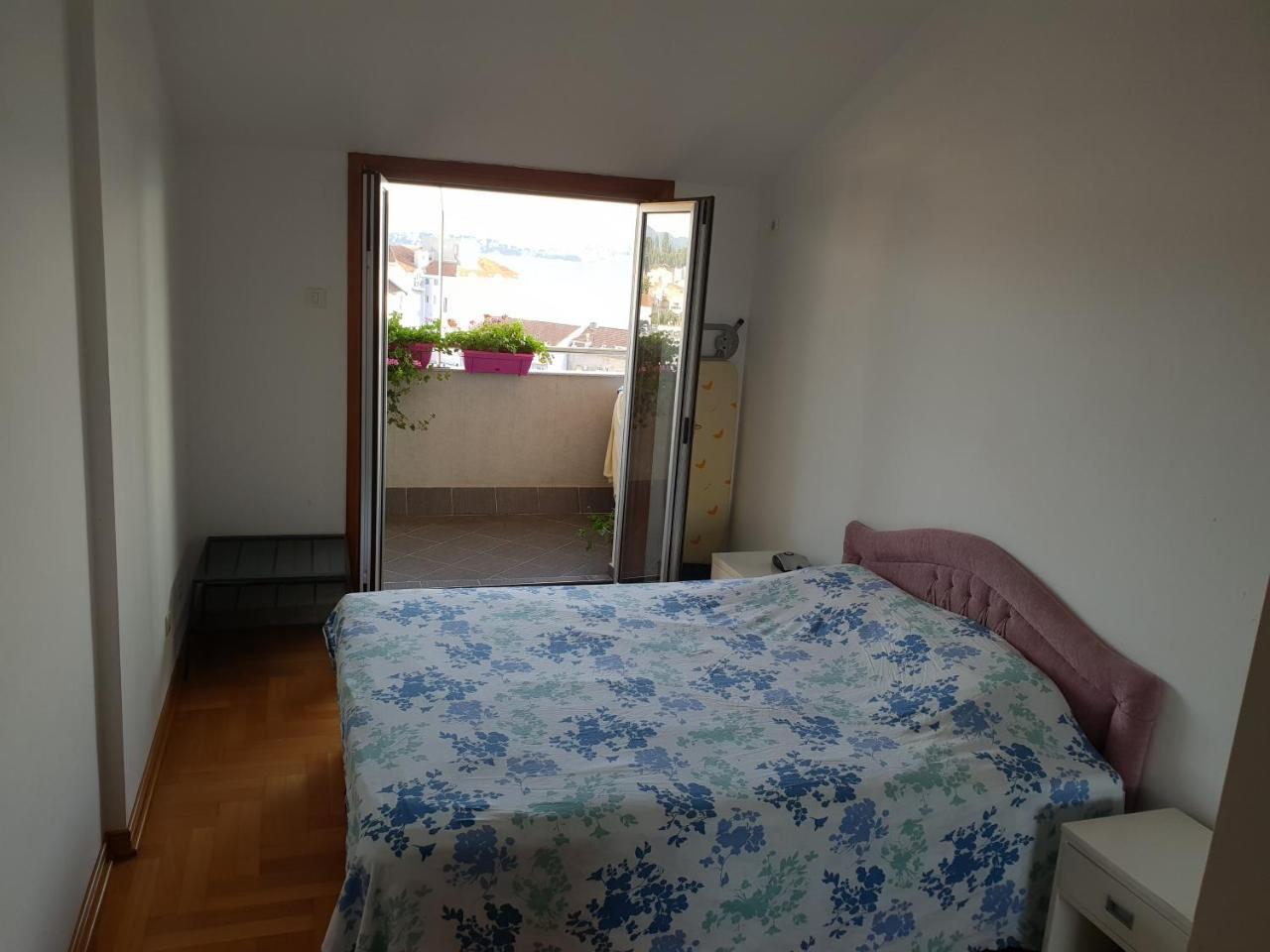 Vb Apartmani ティヴァト エクステリア 写真